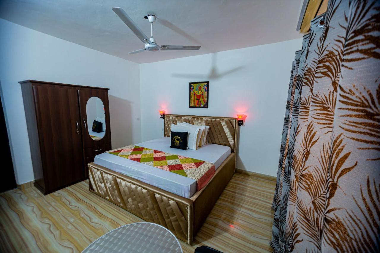 Nap Apartment Hotel Dansoman Buitenkant foto