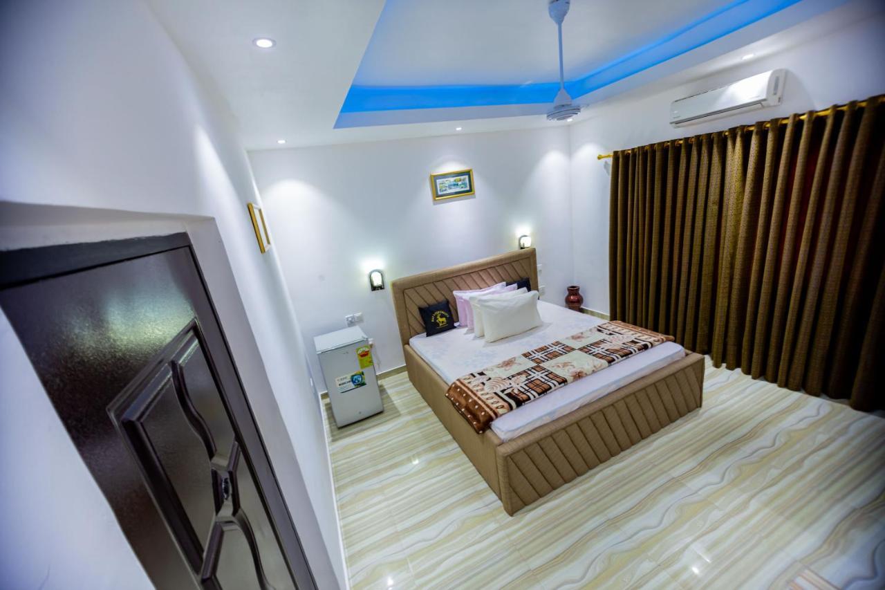 Nap Apartment Hotel Dansoman Buitenkant foto