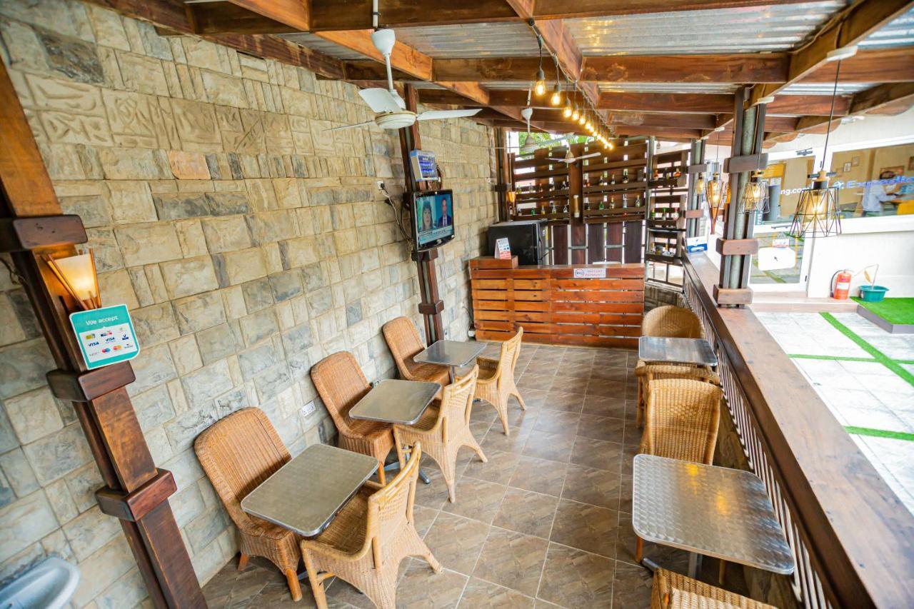 Nap Apartment Hotel Dansoman Buitenkant foto